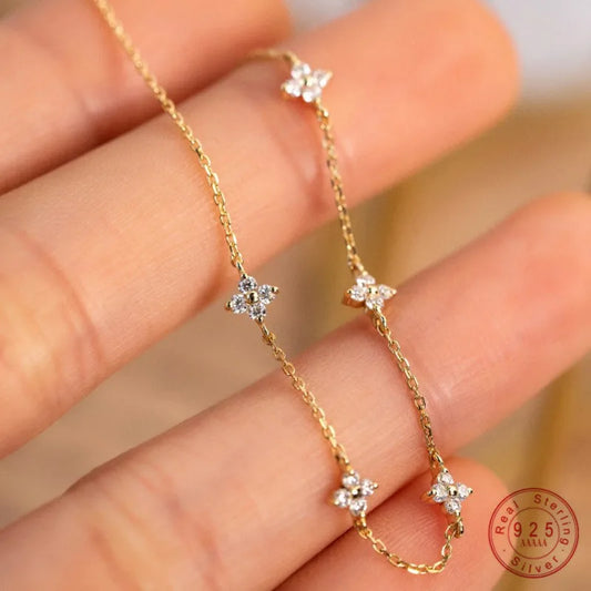 Shiny Zircon Flower Bracelet